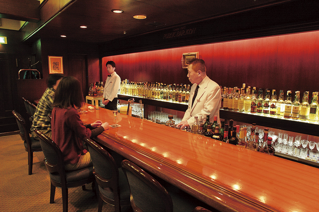 すすきのの夜景が見えるお店TOP15！第1位　PUBLIC BAR KOH