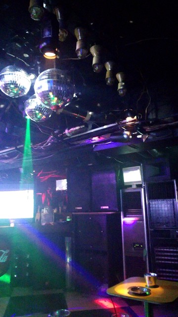 すすきののナイトクラブ人気TOP20選！　人気第18位:BAR LOCOTONTE