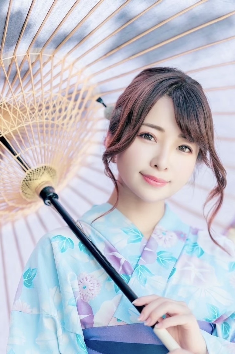 銀座のキャバ嬢で有名なおすすめキャスト　第16位：みのりママさん（アンサンブル）