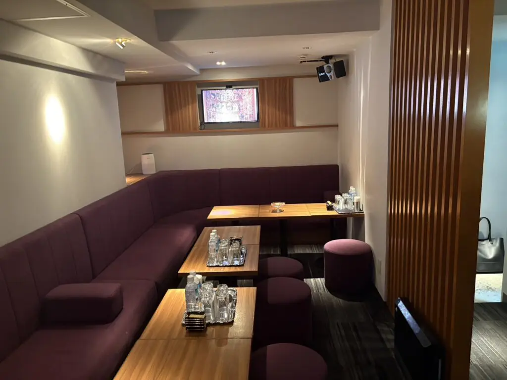 銀座のラウンジおすすめTop20　第9位：Guest Salon REVEL